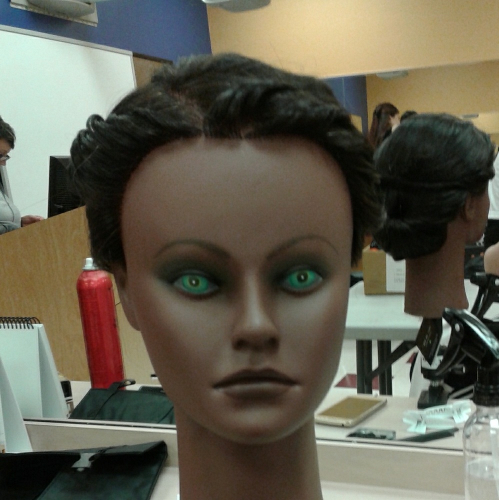 Meet your Posher, Monica